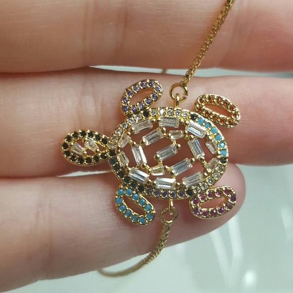 Adjustable Dainty Rainbow Turtle Bracelet - Picture 7 of 8